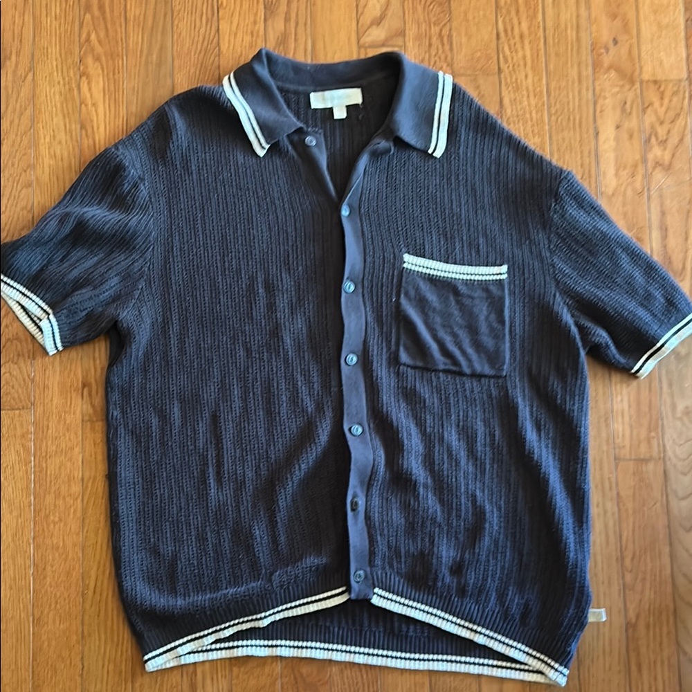 Standard Cloth dark gray Short Sleeve Button-Up Sweater Sz Small UO